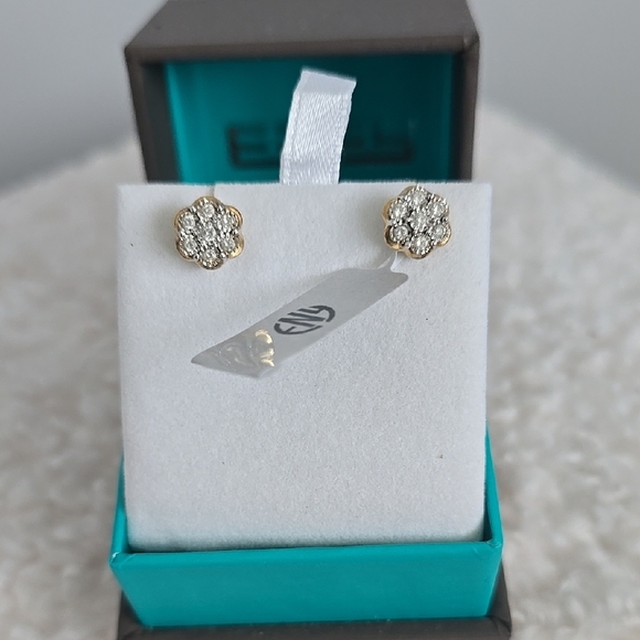 Effy Eny Diamond Gold and Silver Flower Stud Earrings - Picture 1 of 7